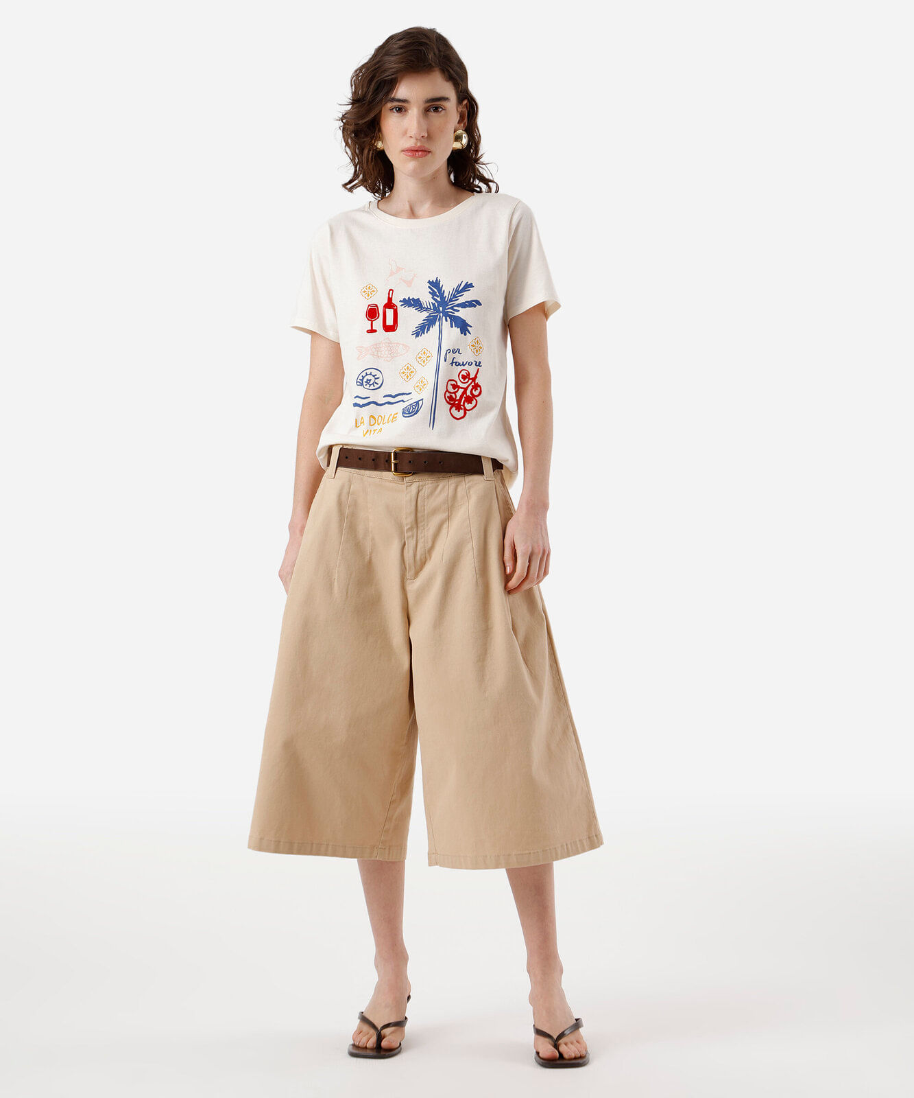 camiseta feminina de algodão estampada bege