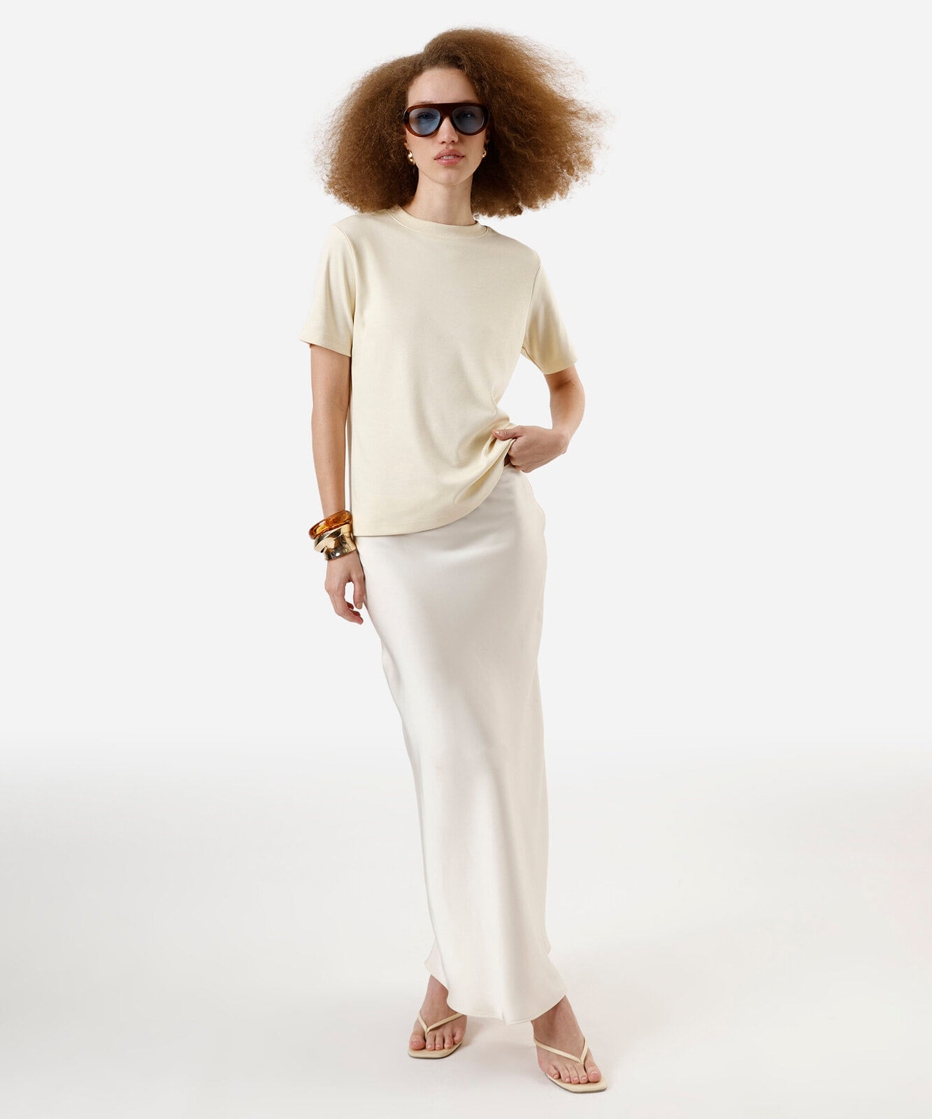 camiseta básica feminina de algodão peruano amarela