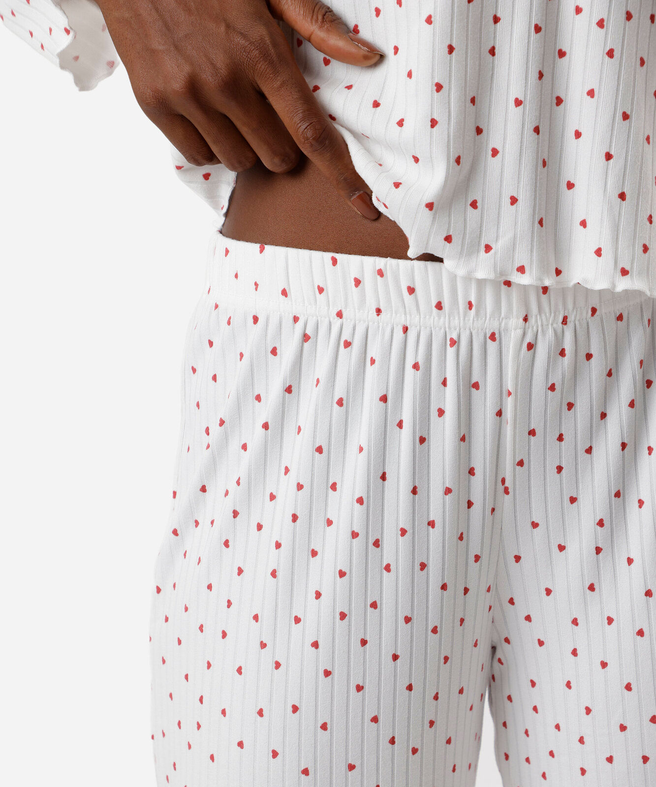 pijama feminino longo com estampa de coração off white