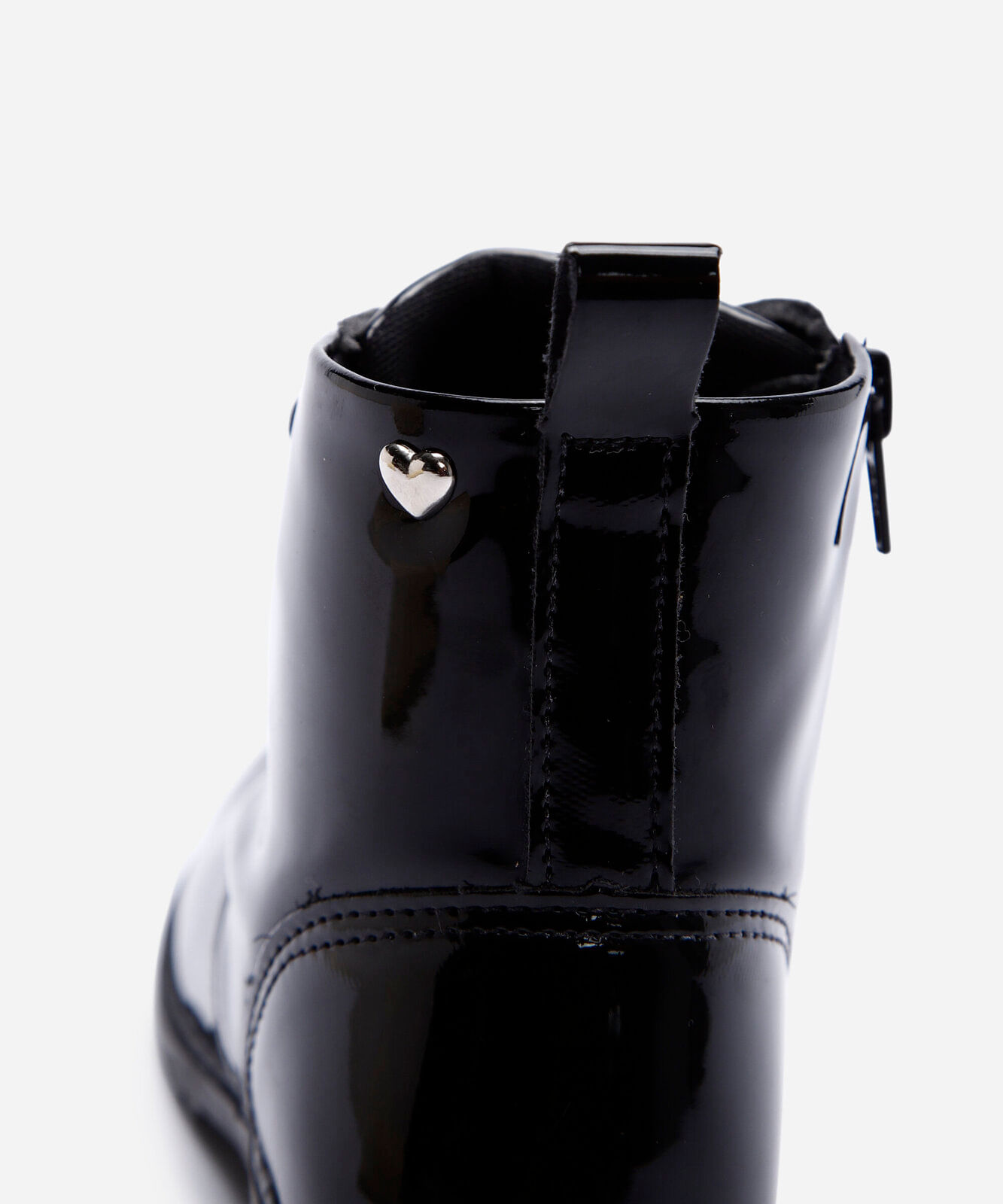 bota cano curto infantil tratorada preta
