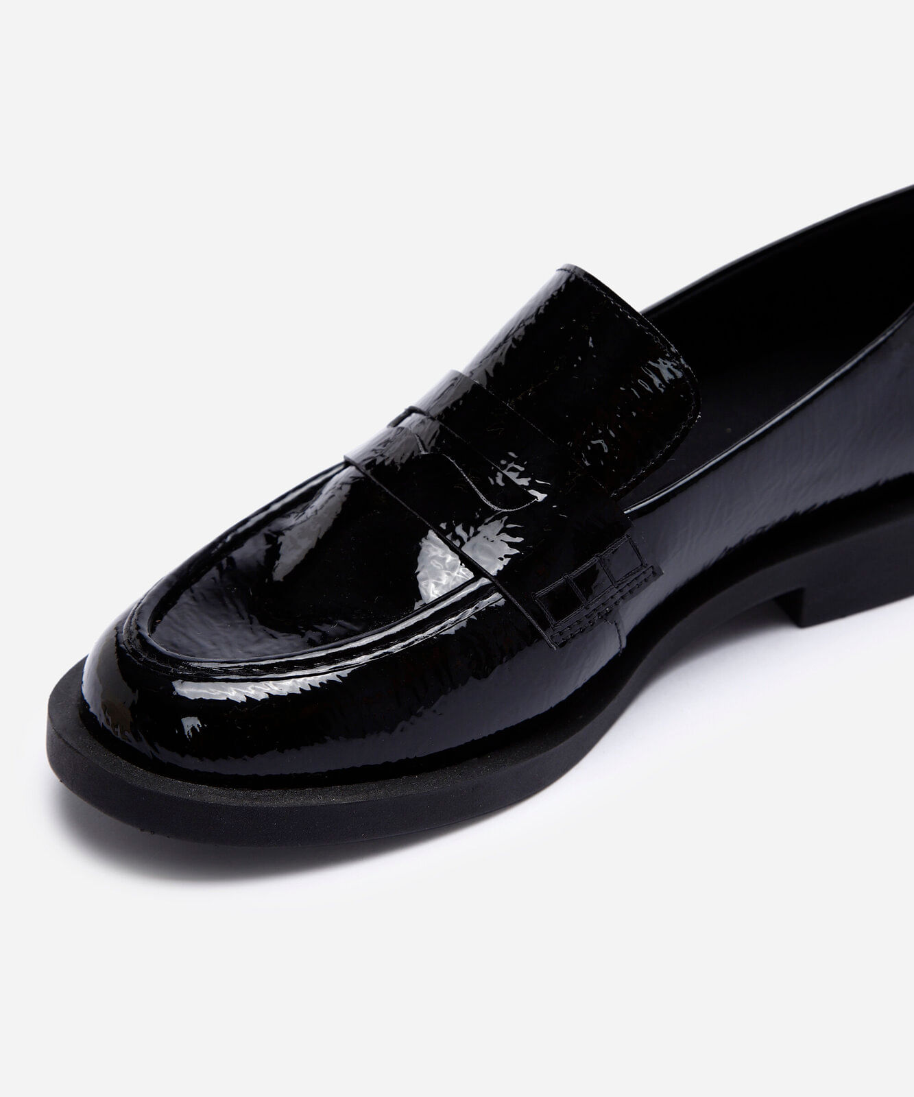 mocassim envernizado preto
