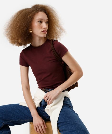 camiseta básica feminina de algodão manga curta vinho