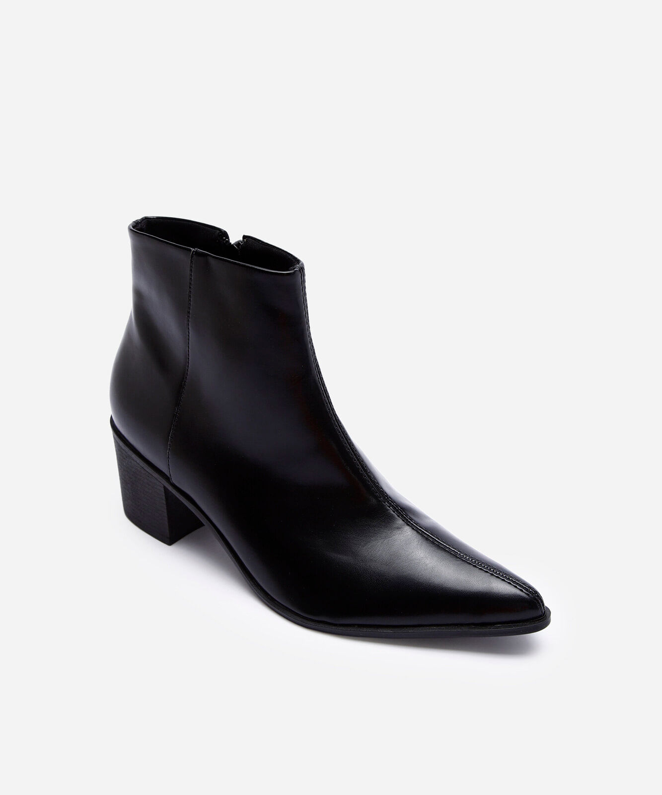 bota western cano curto bico fino preta