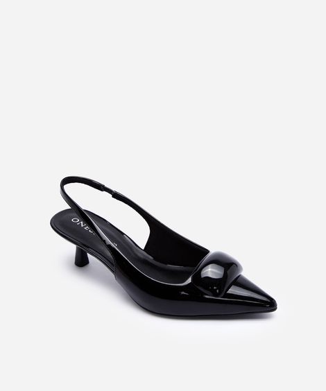 scarpin bico fino salto fino preto