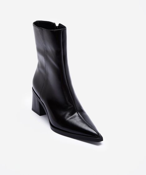 bota cano médio bico fino salto grosso preta