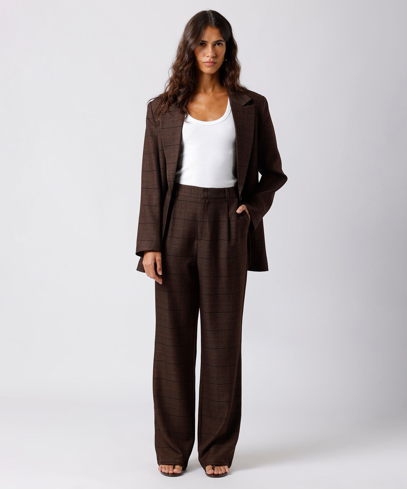 calça de alfaiataria feminina xadrez mindset marrom