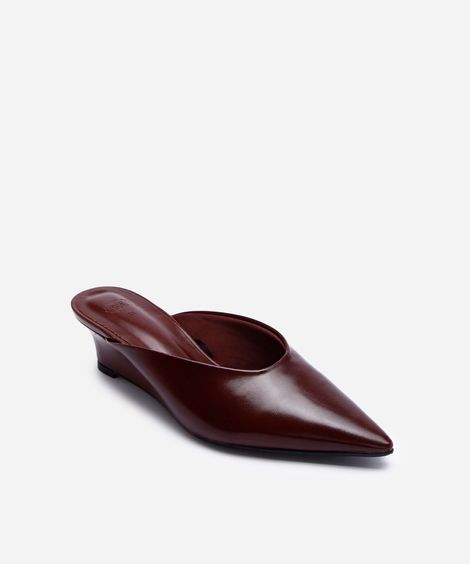 scarpin mule bico fico salto anabela vinho