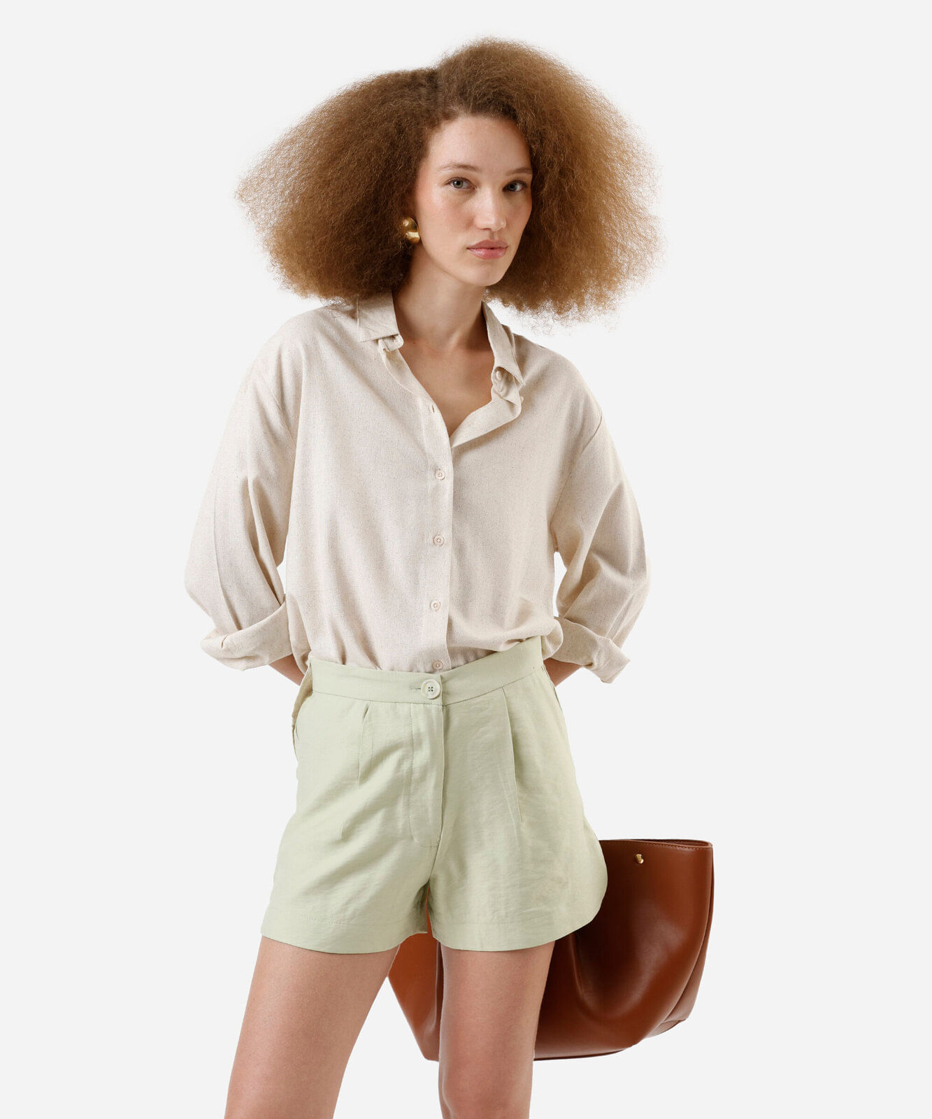 short de alfaiataria feminino com viscose cós elástico verde
