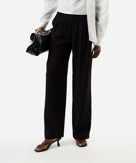 calça de alfaiataria feminina com viscose pregas preta