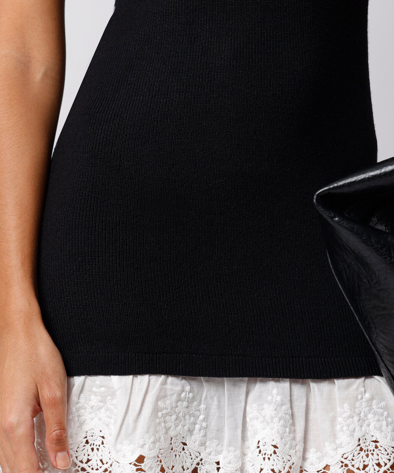 vestido curto feminino de tricot com renda mindset preto