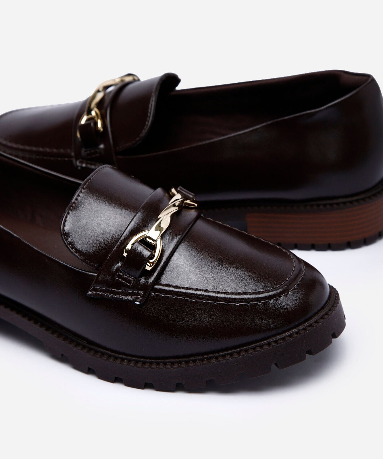 mocassim feminino via uno com bridão marrom