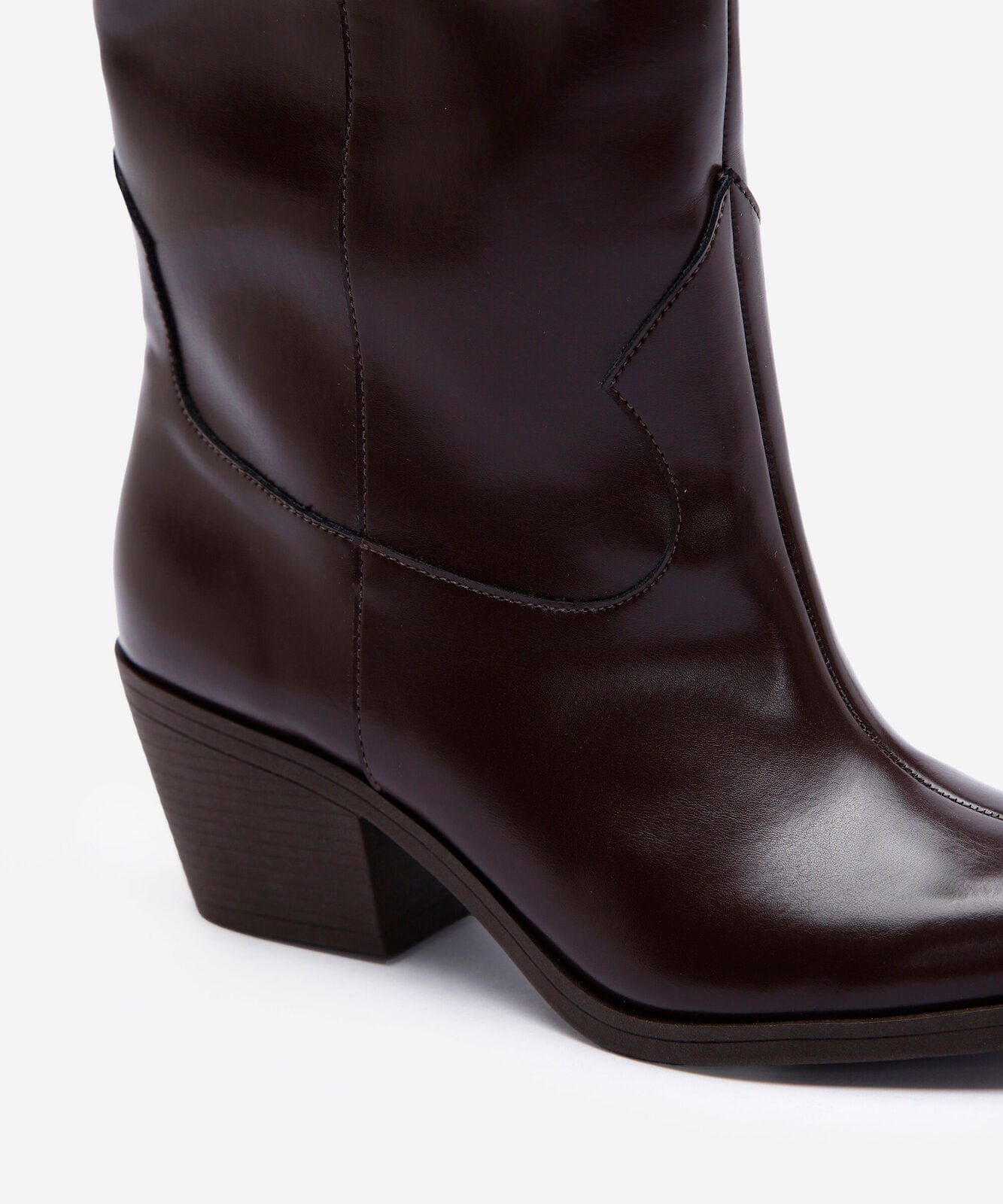 bota western cano alto marrom
