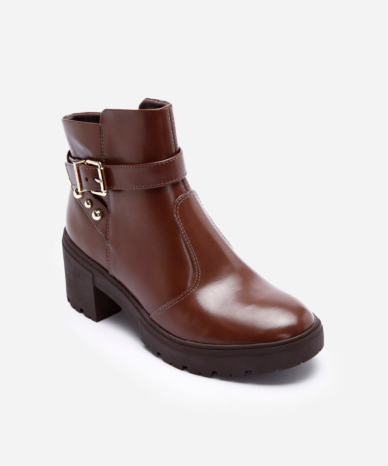 bota tratorada com cano curto e fivela marrom
