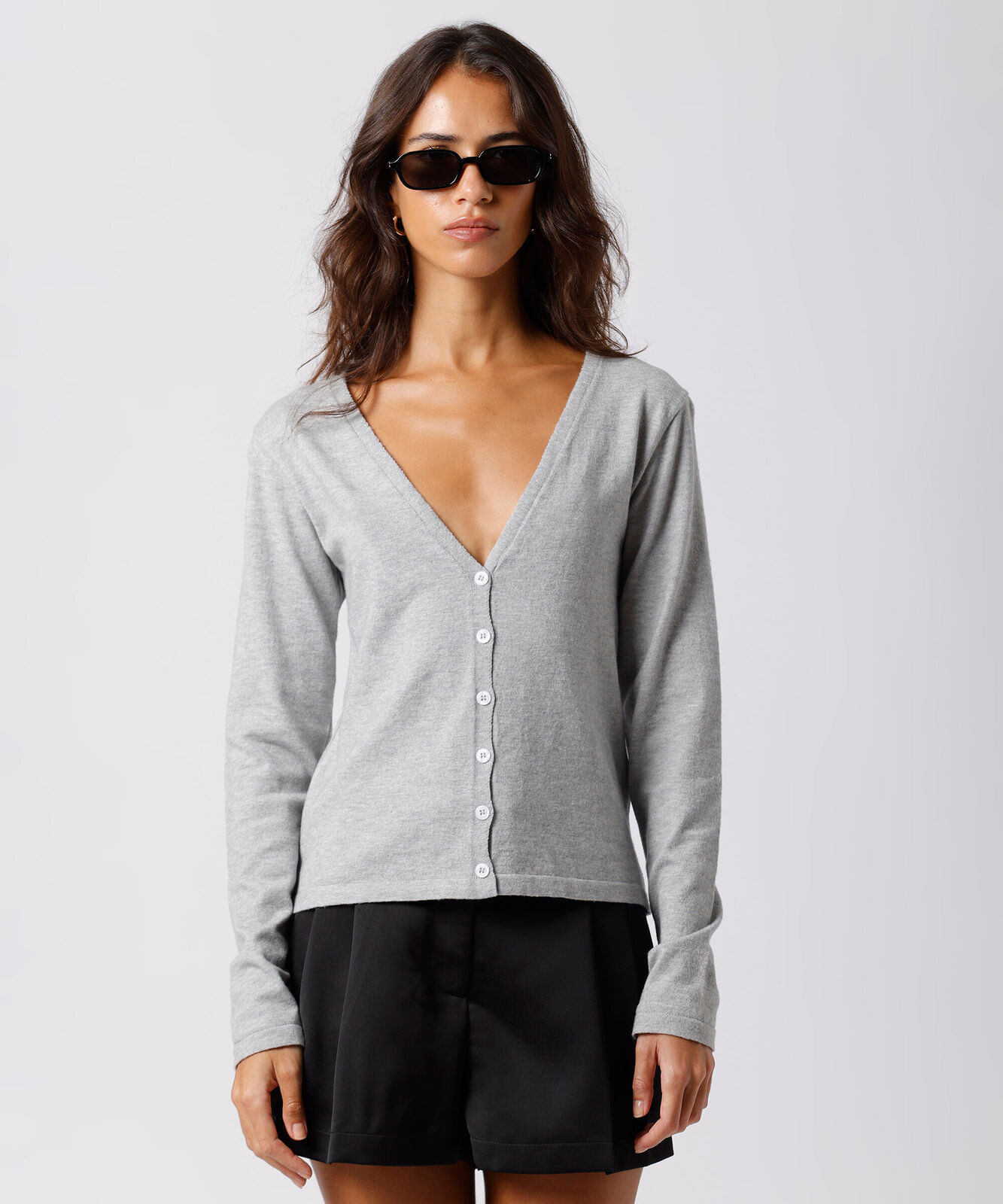 cardigan feminino de tricot decote v mindset cinza