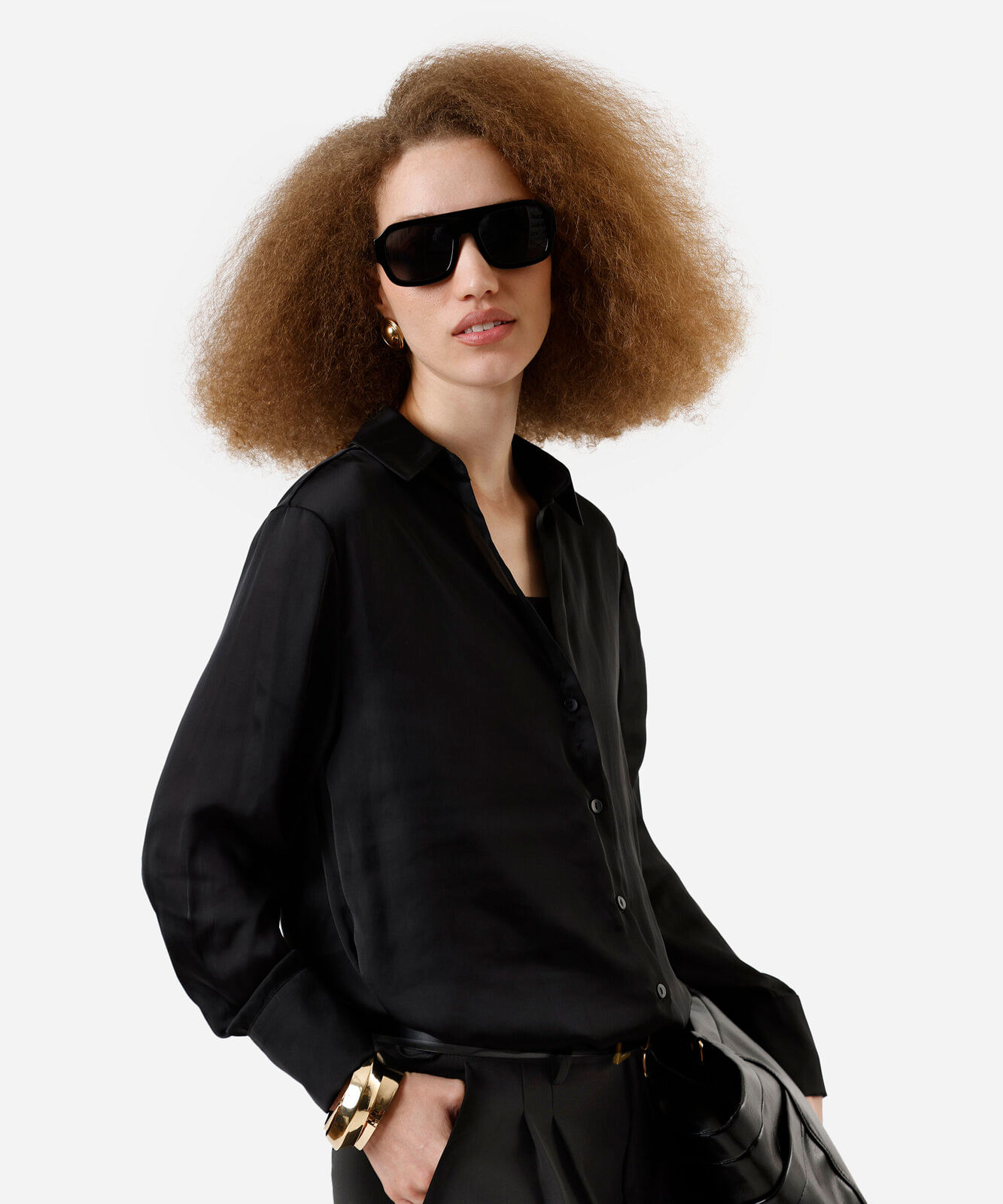 camisa feminina manga longa acetinada preta