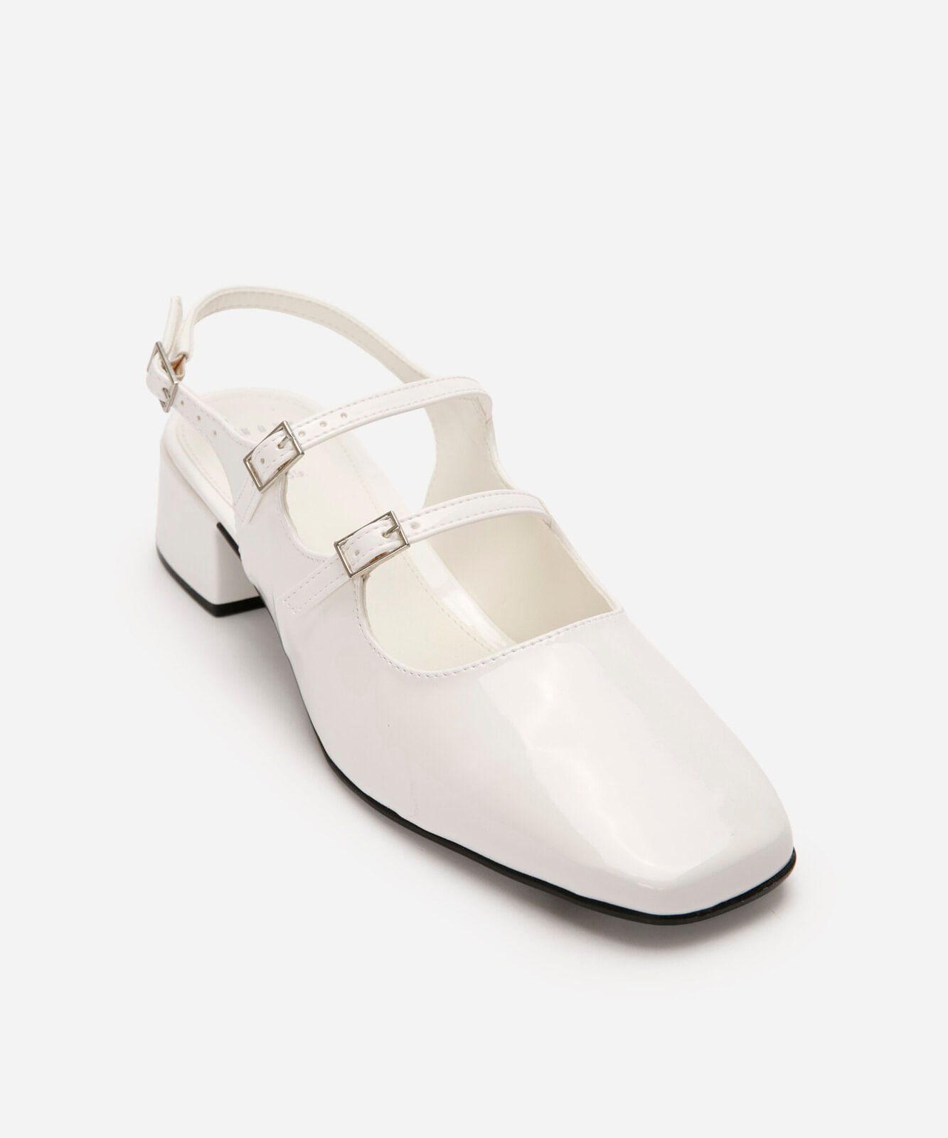 scarpin boneca com fivelas salto baixo mindset branco