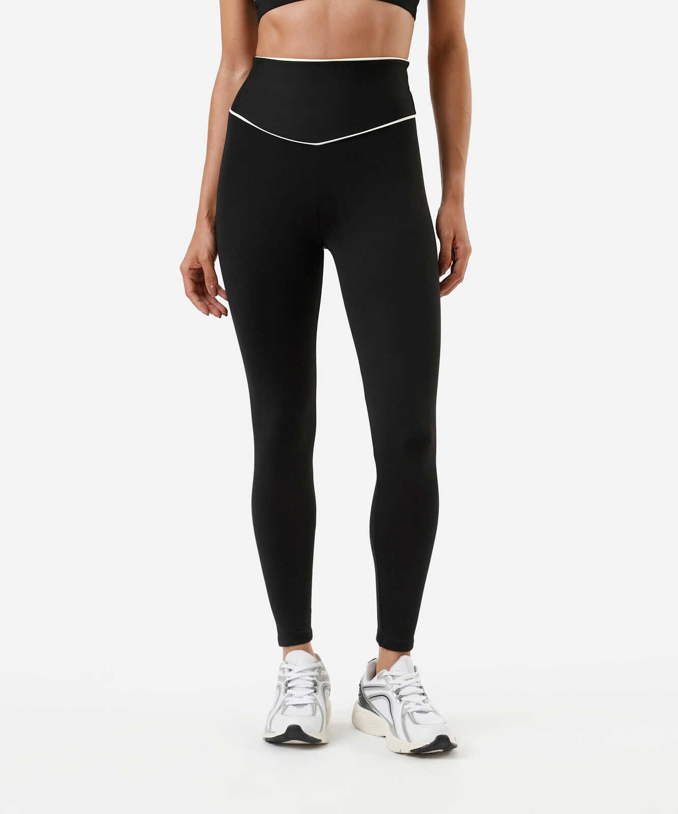 calça legging feminina esportiva com nervuras preta