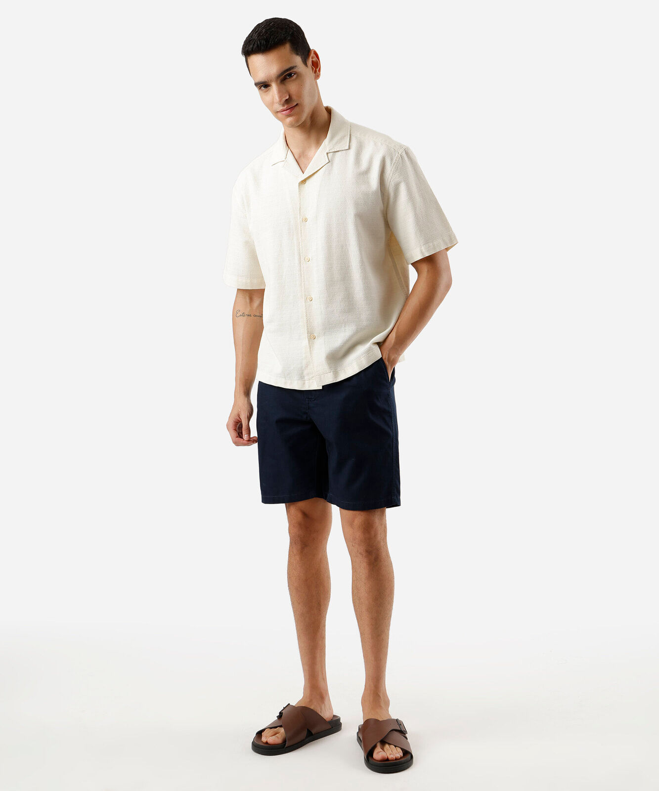 camisa masculina com linho texturizada bege