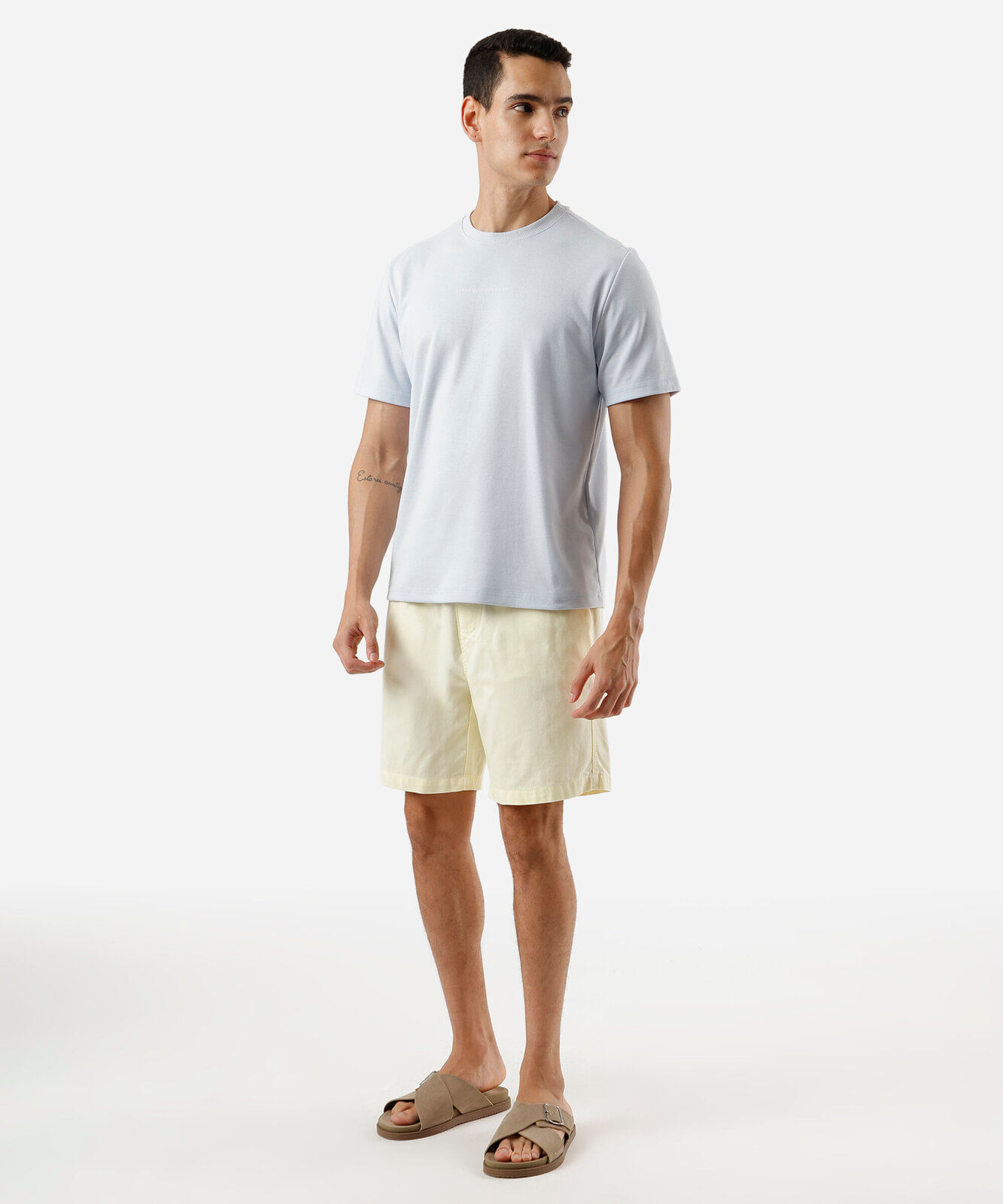 camiseta masculina com algodão estampada azul