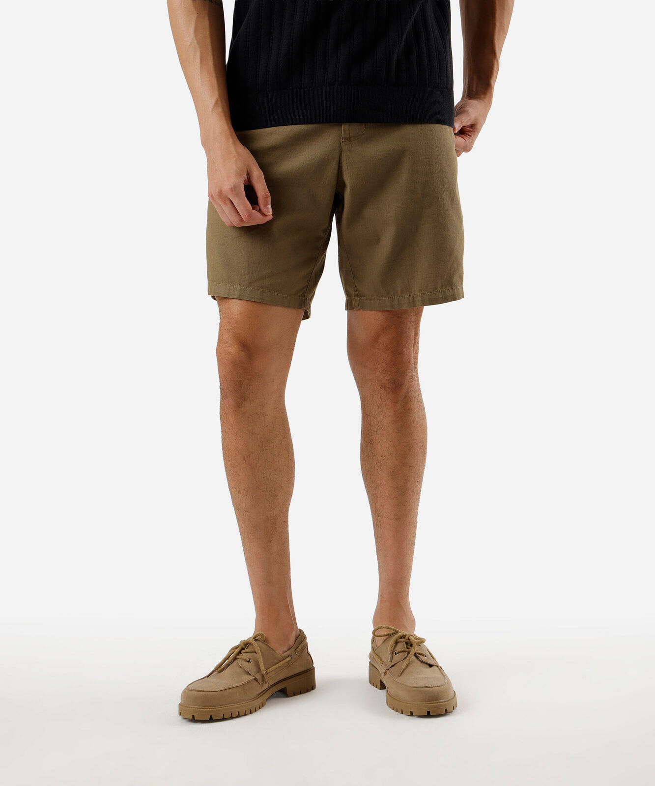bermuda reta chino masculina de sarja bege