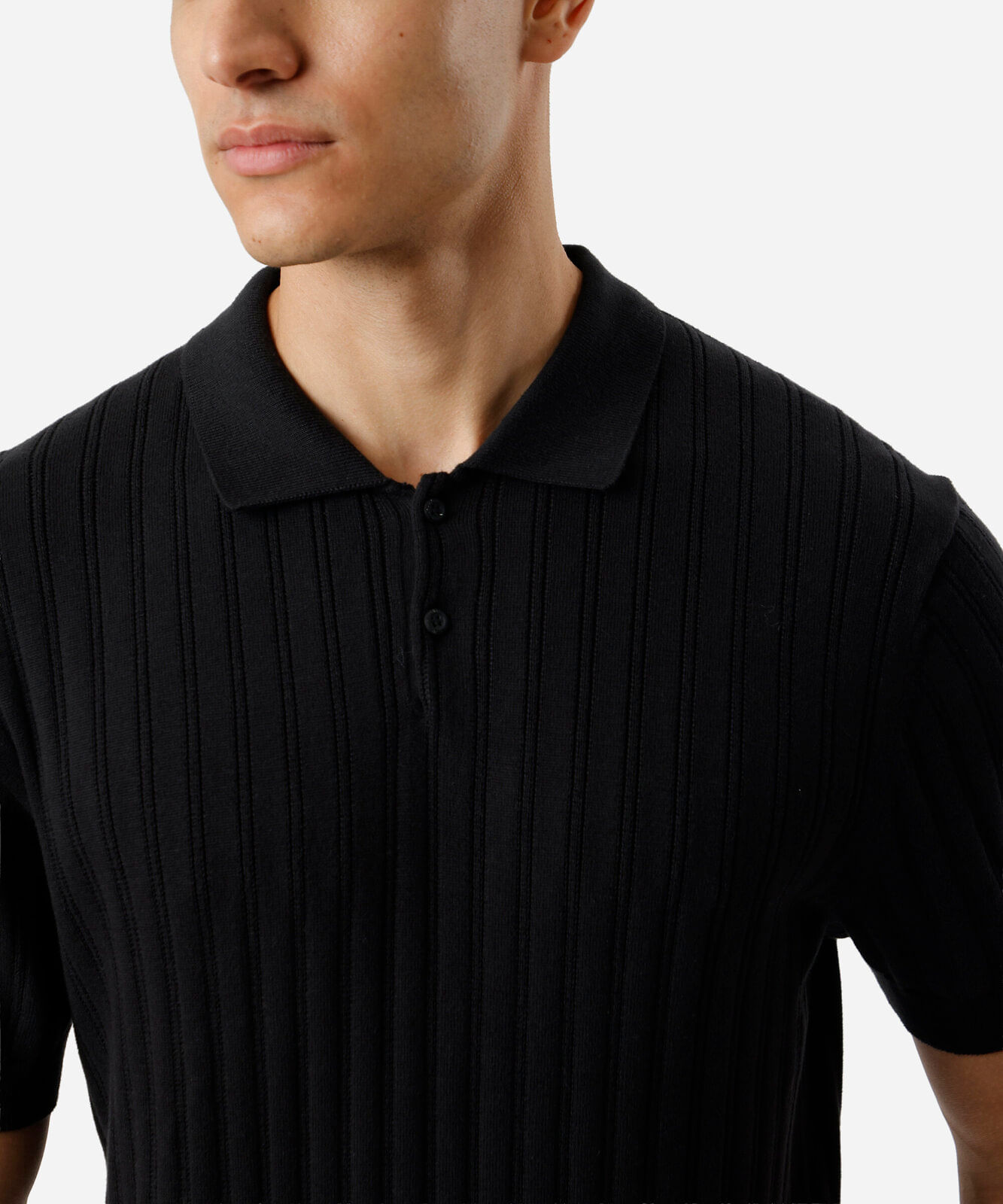 polo masculina de tricot canelada preta