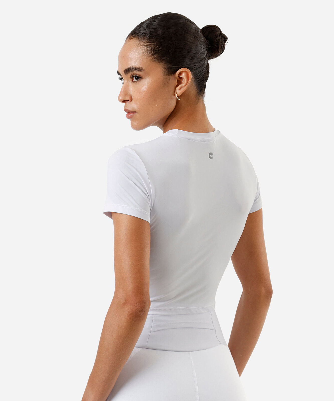 camiseta esportiva cropped  feminina transpassada branca