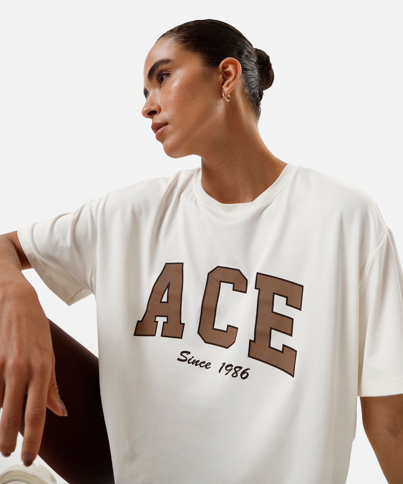 camiseta esportiva feminina oversized off white