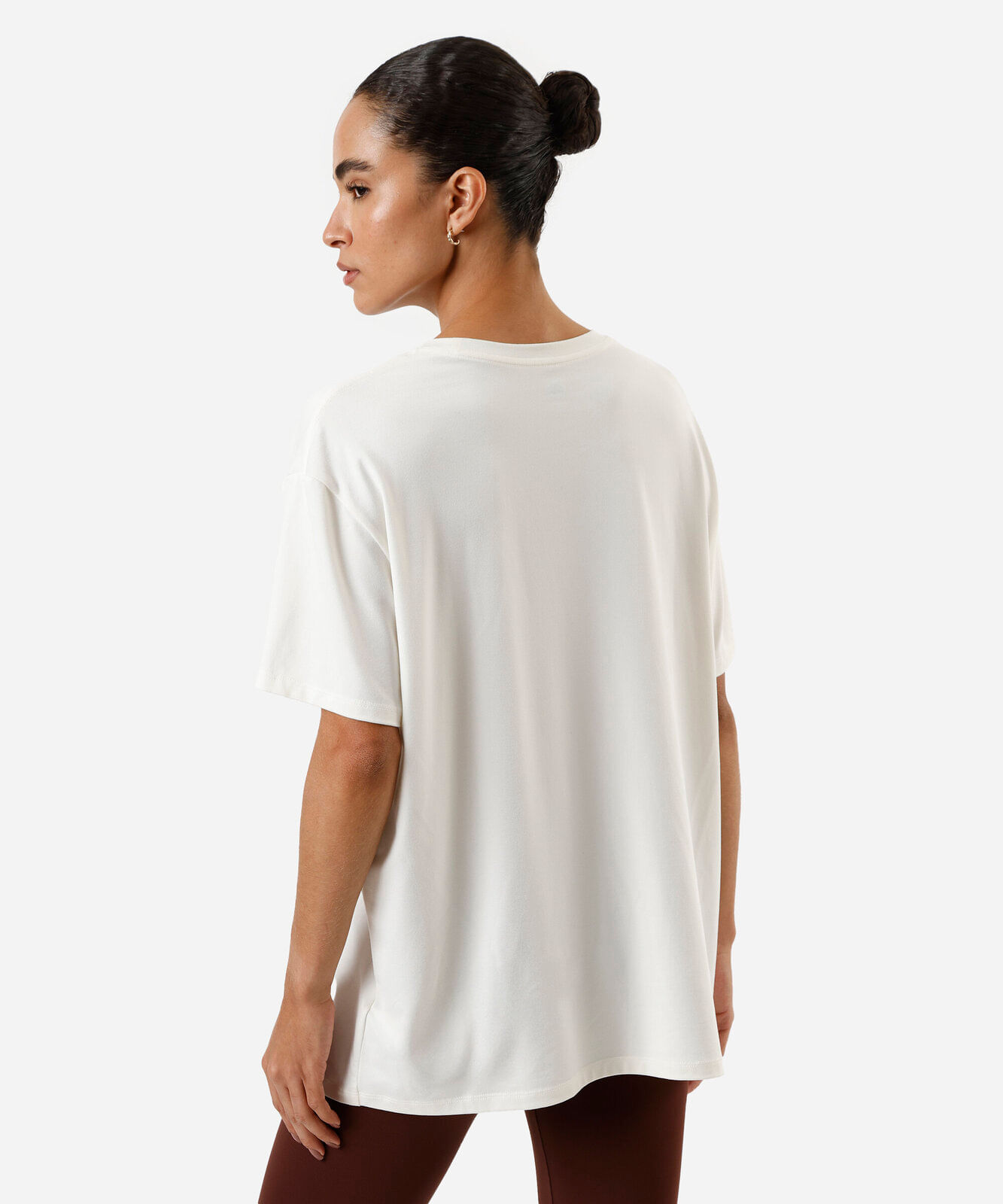 camiseta esportiva feminina oversized off white