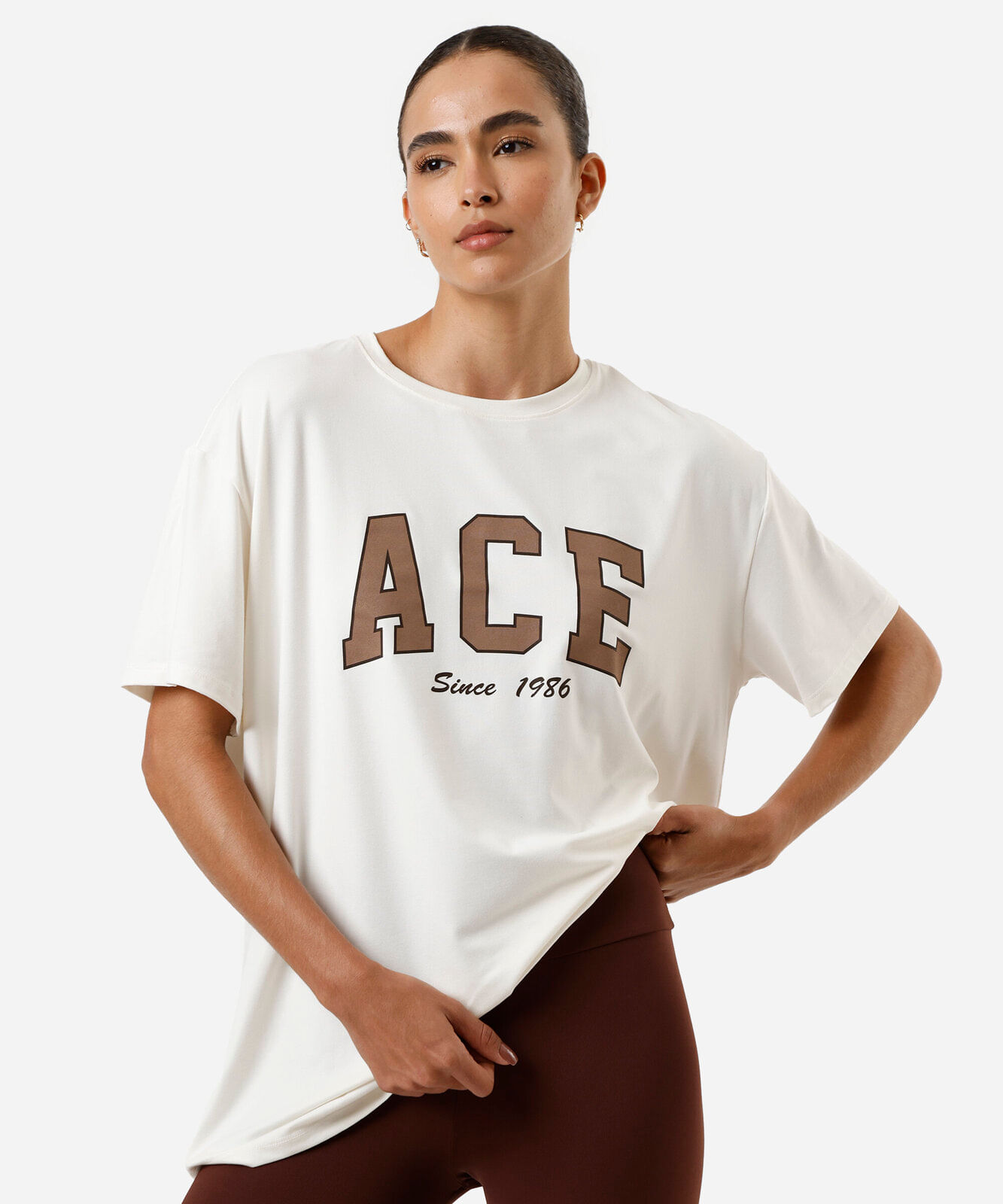 camiseta esportiva feminina oversized off white