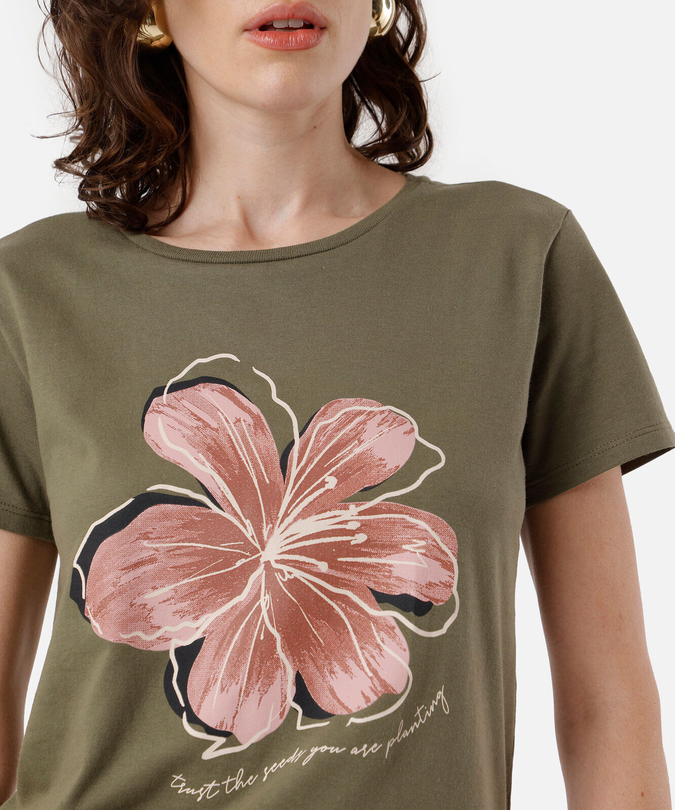 camiseta feminina de algodão floral verde