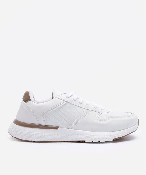 tênis esportivo com recortes branco