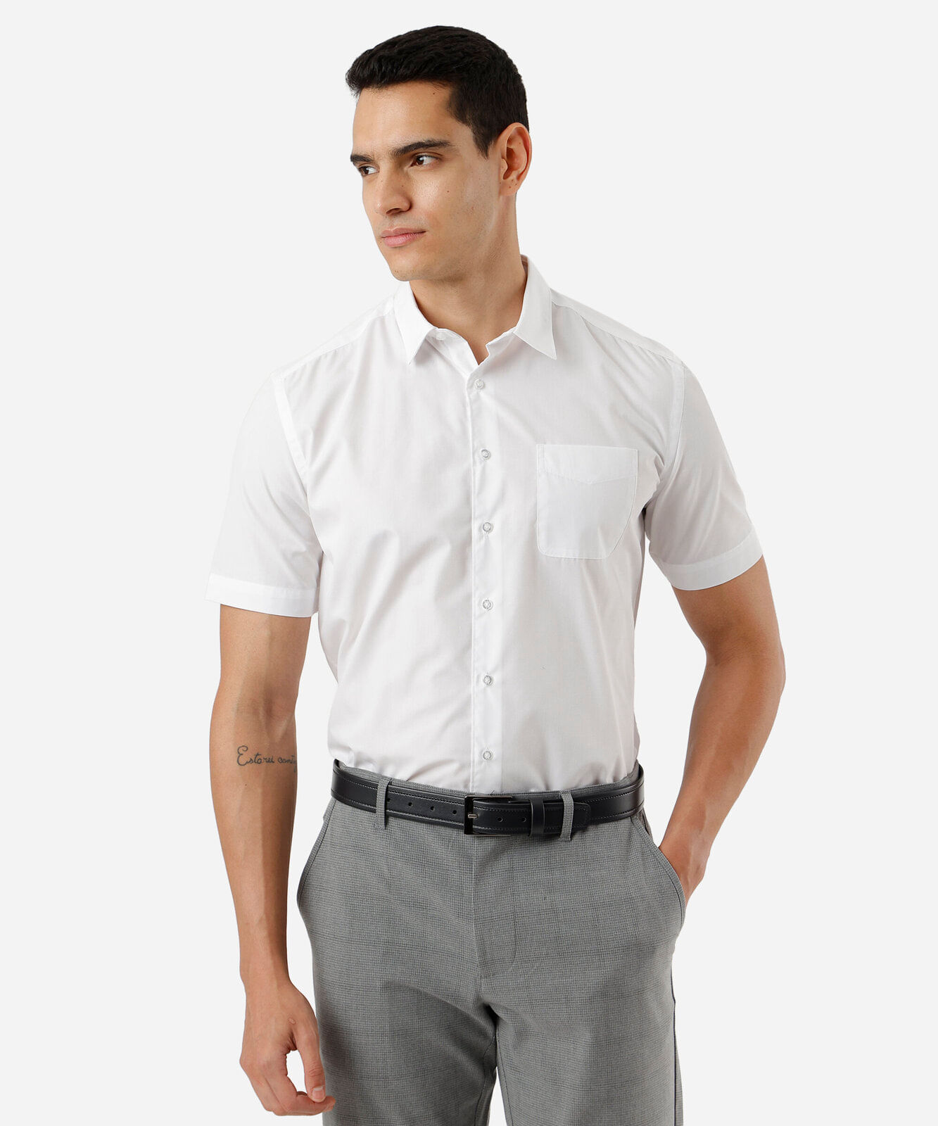 camisa manga curta com bolso branca