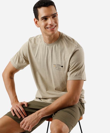 camiseta masculina de algodão estampada estonada bege