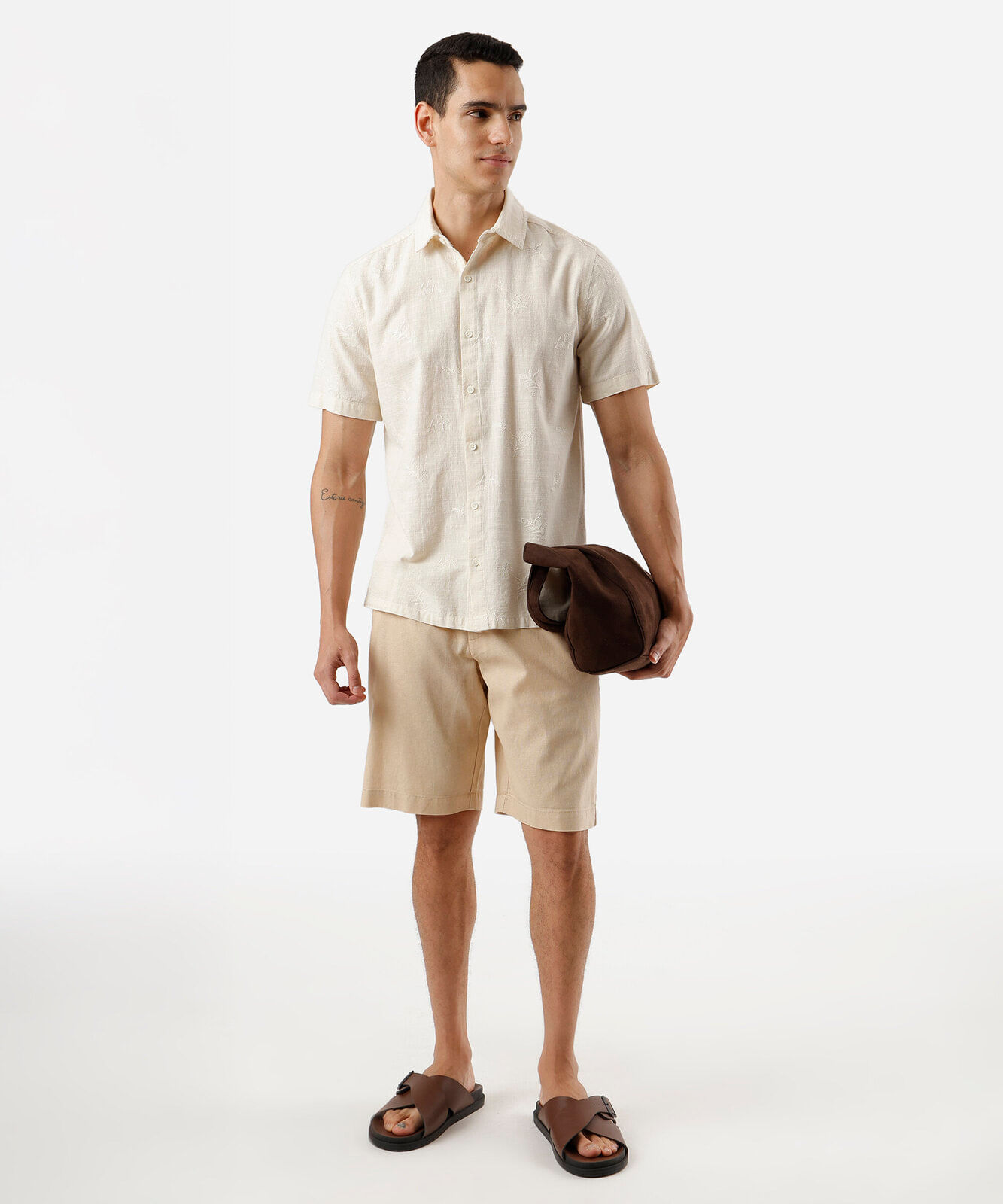 camisa masculina de algodão bordada bege