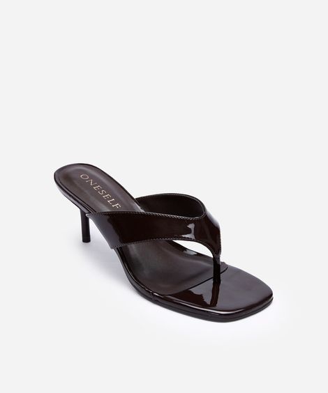 tamanco bico quadrado salto fino marrom