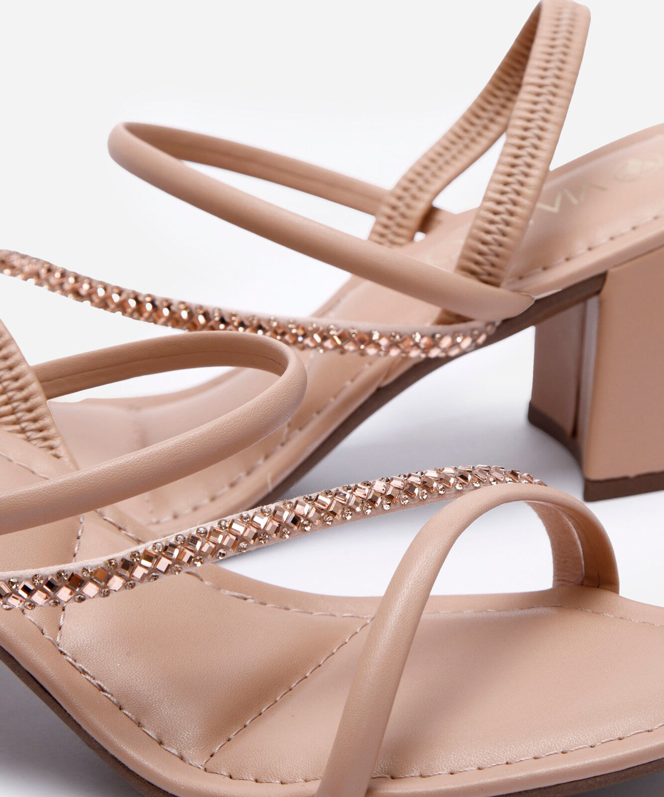 sandália tiras finas salto grosso com brilhos via uno bege