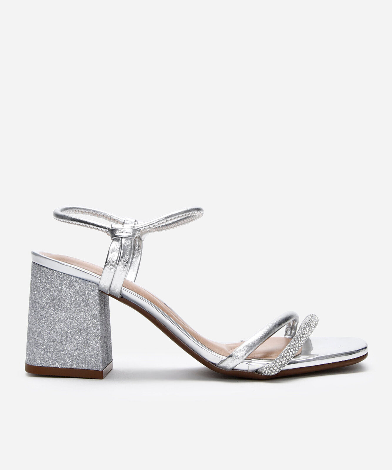 sandália salto grosso com brilhos beira rio prateada