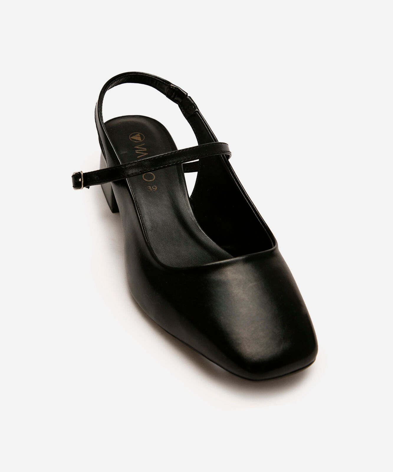 scarpin salto bloco bico quadrado via uno preto