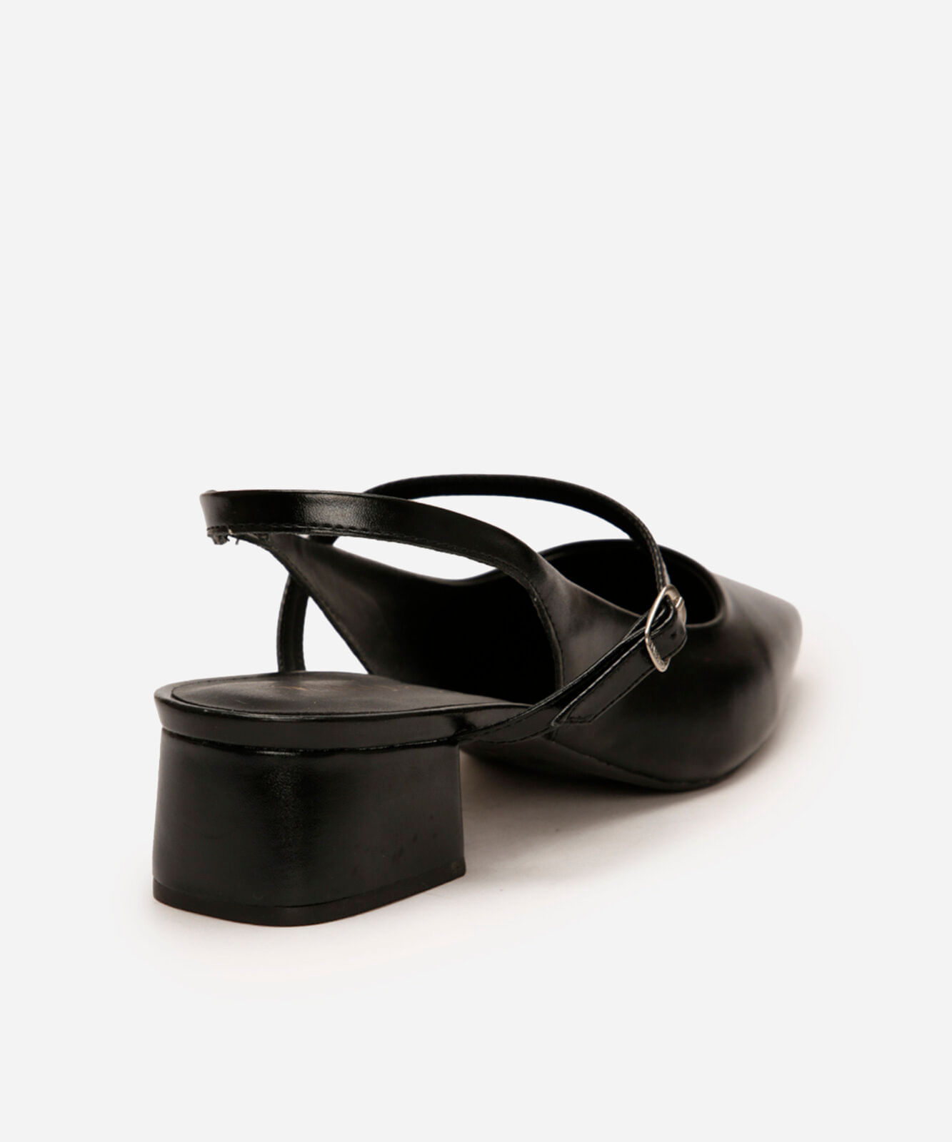 scarpin salto bloco bico quadrado via uno preto