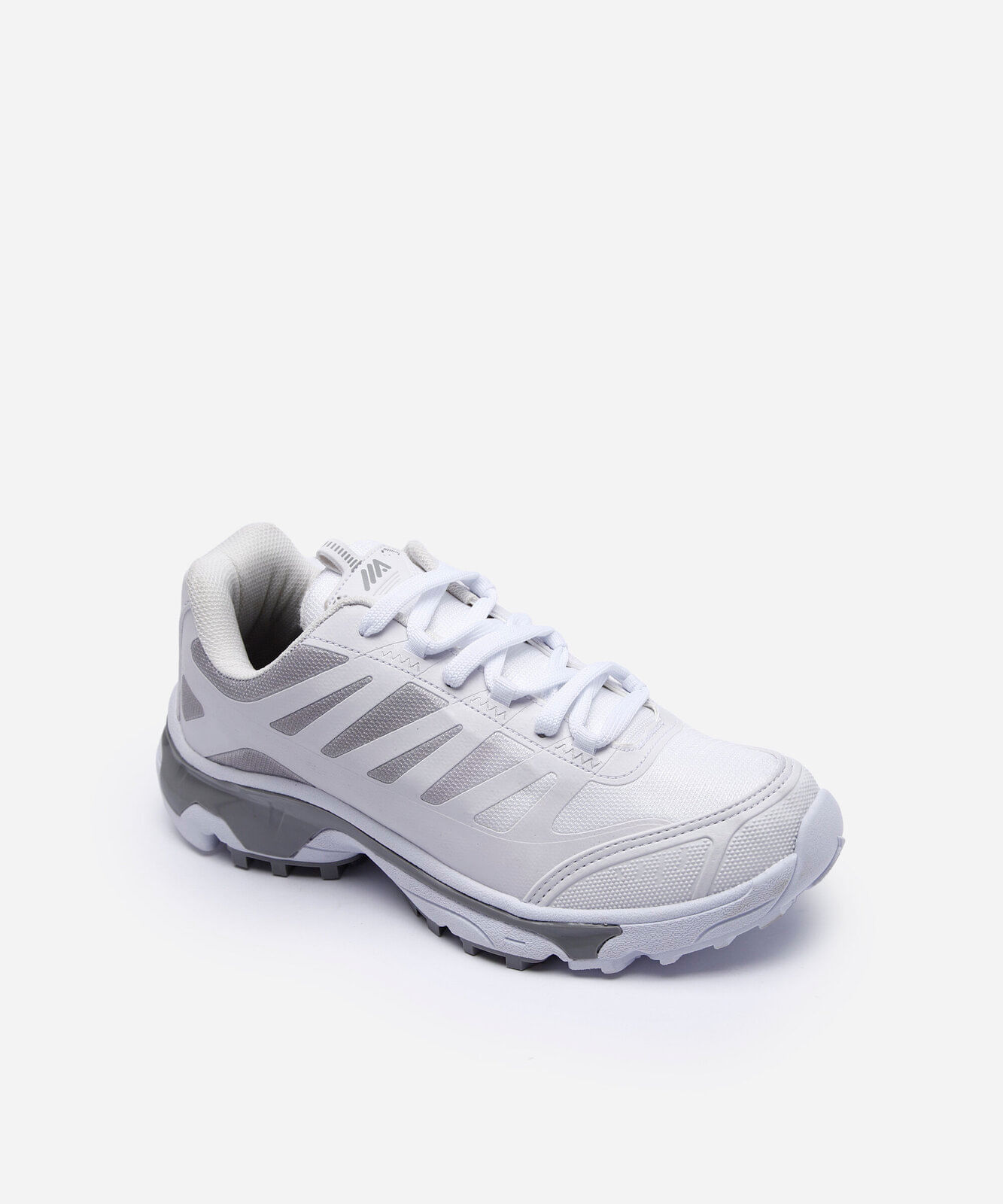 tênis esportivo branco