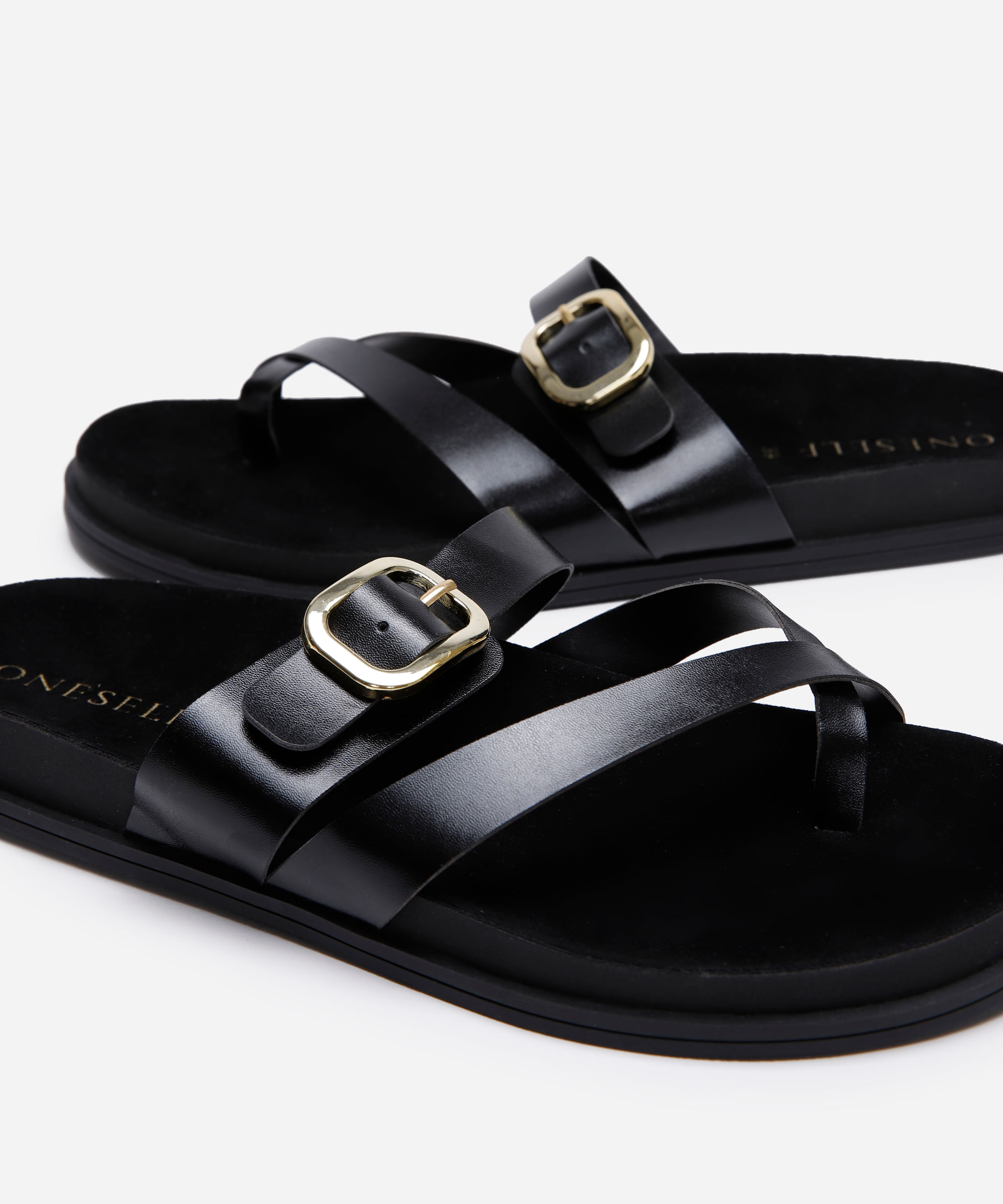 papete com fivela oneself  preta