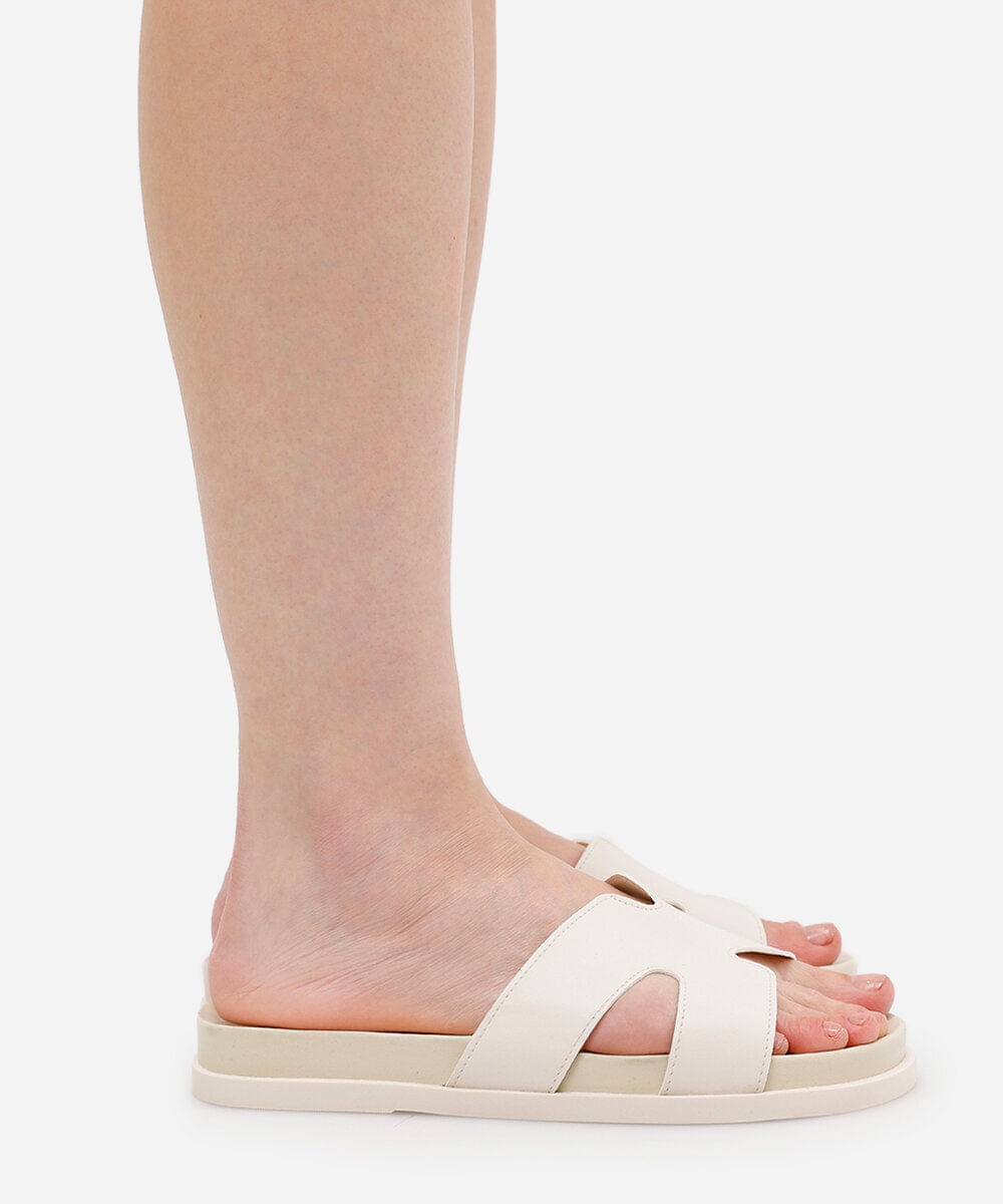 papete feminina com recortes oneself off white