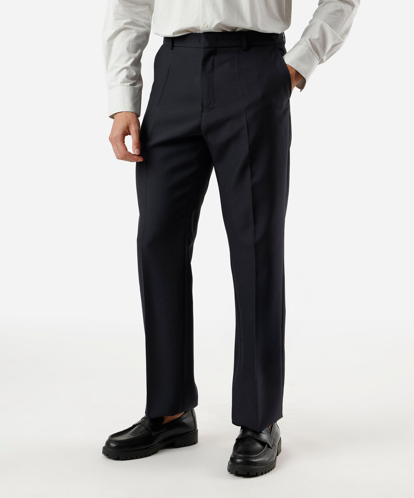 calça social reta de alfaiataria masculina cinza