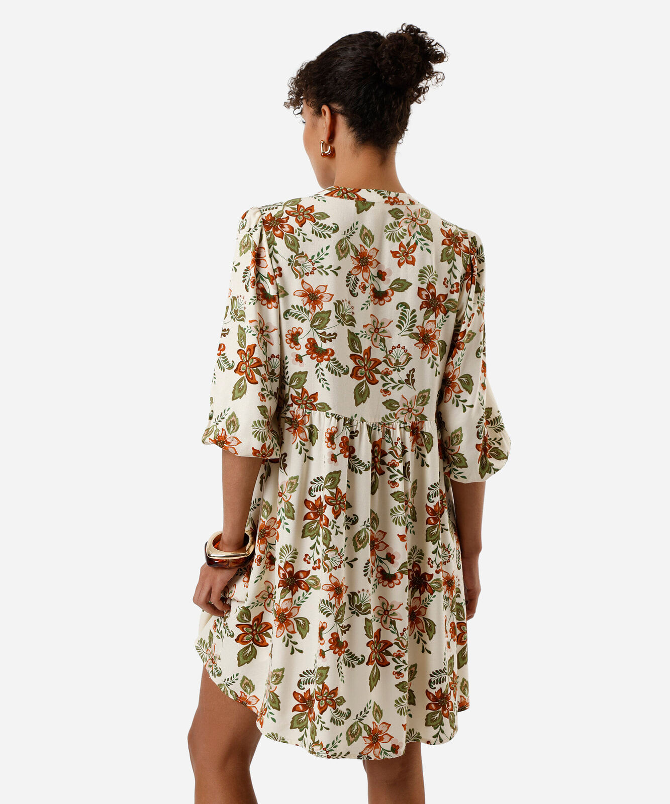 vestido bata feminino curto estampa floral bege