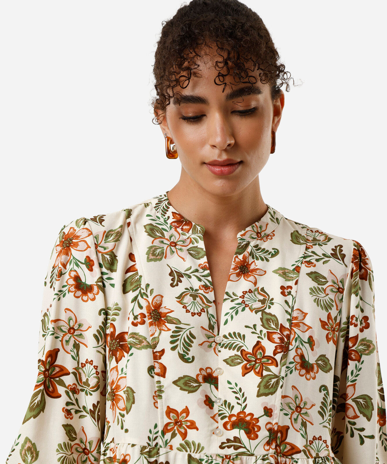 vestido bata feminino curto estampa floral bege