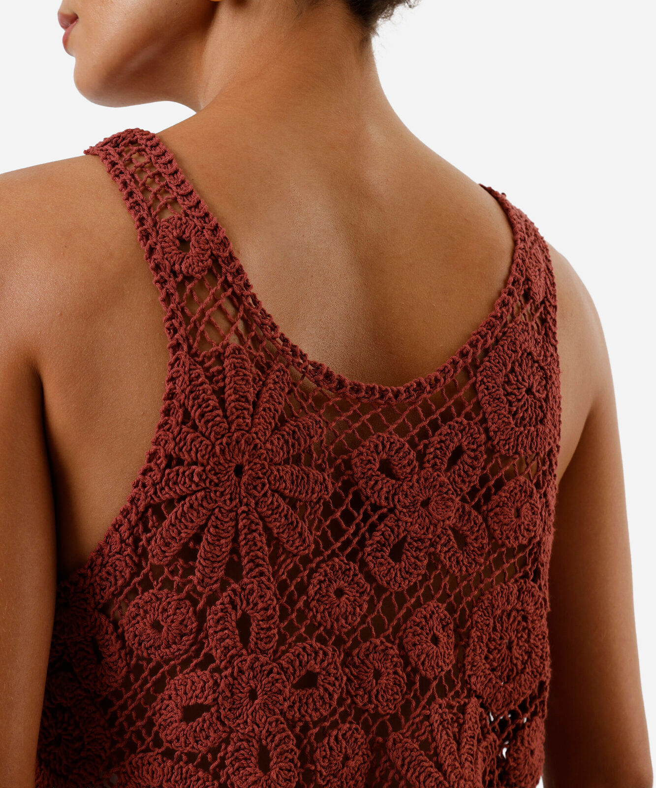 regata feminina de crochet floral rosa