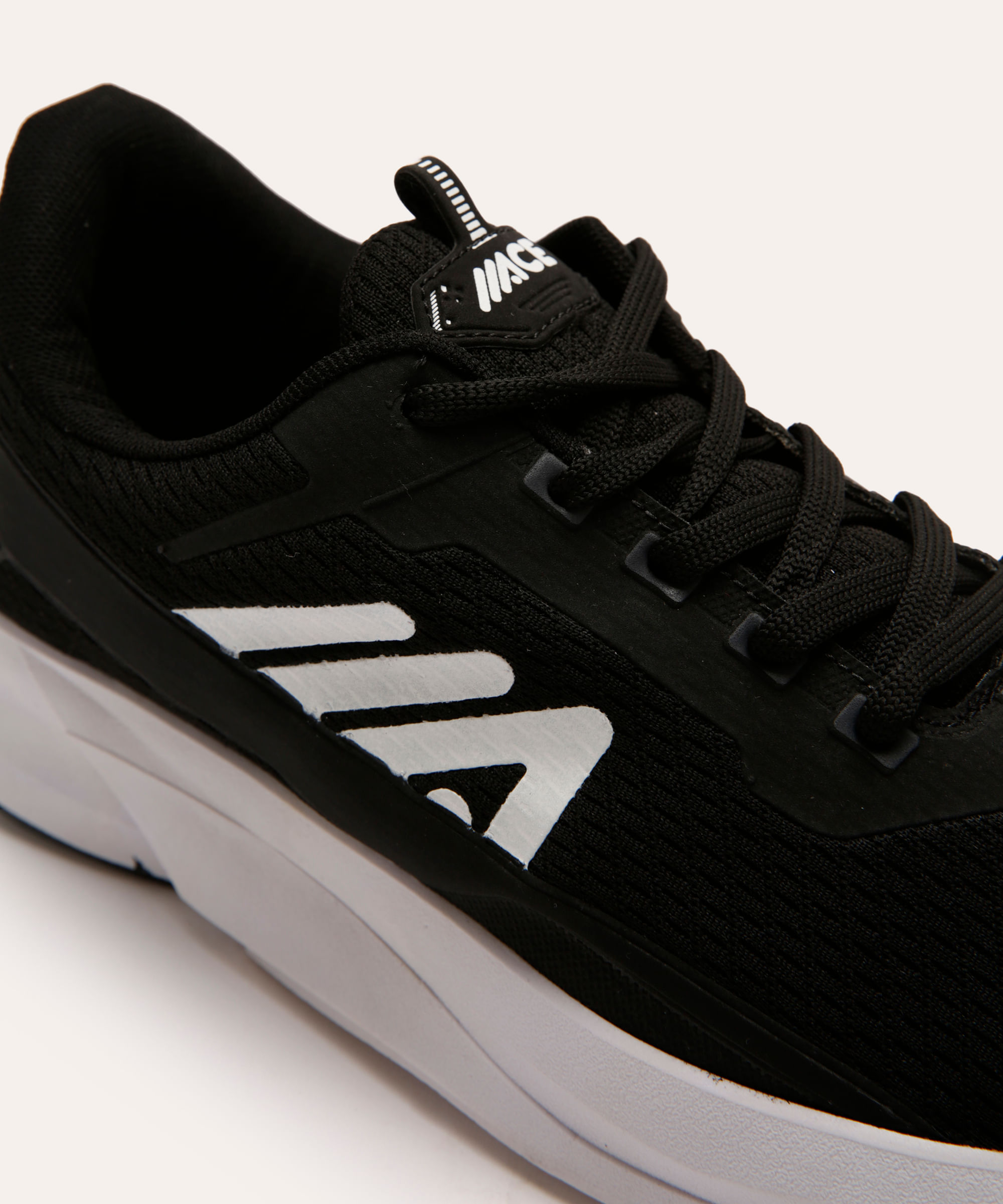 tênis esportivo ace sola alta preto