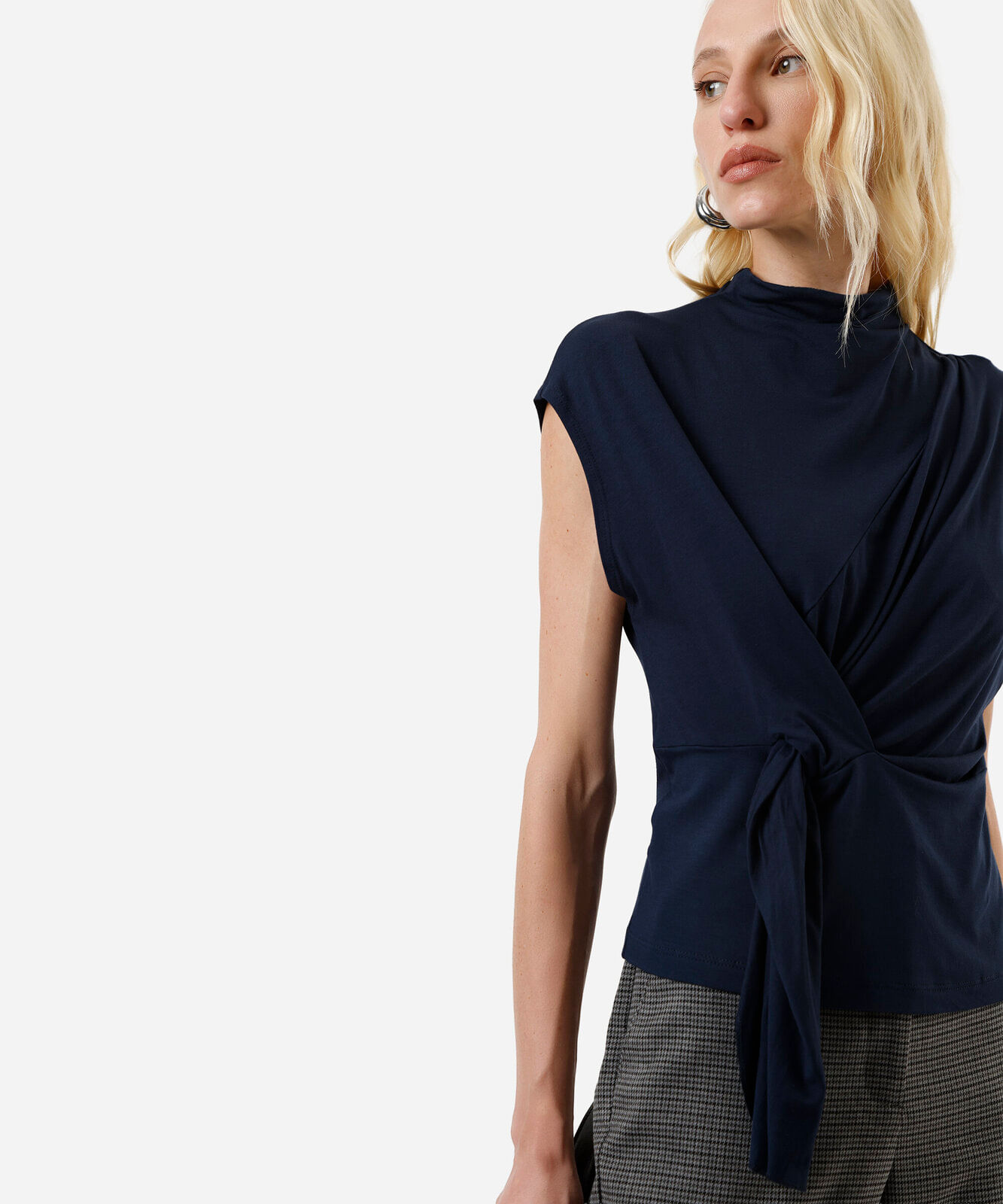 blusa feminina de viscose franzida azul