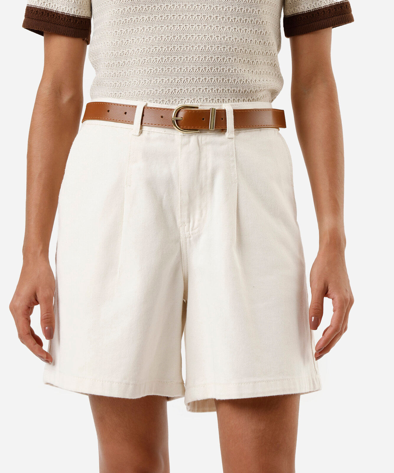 bermuda feminina de sarja com cinto off white