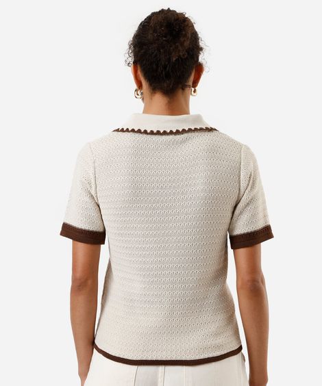 polo feminina de tricot com bordado bege